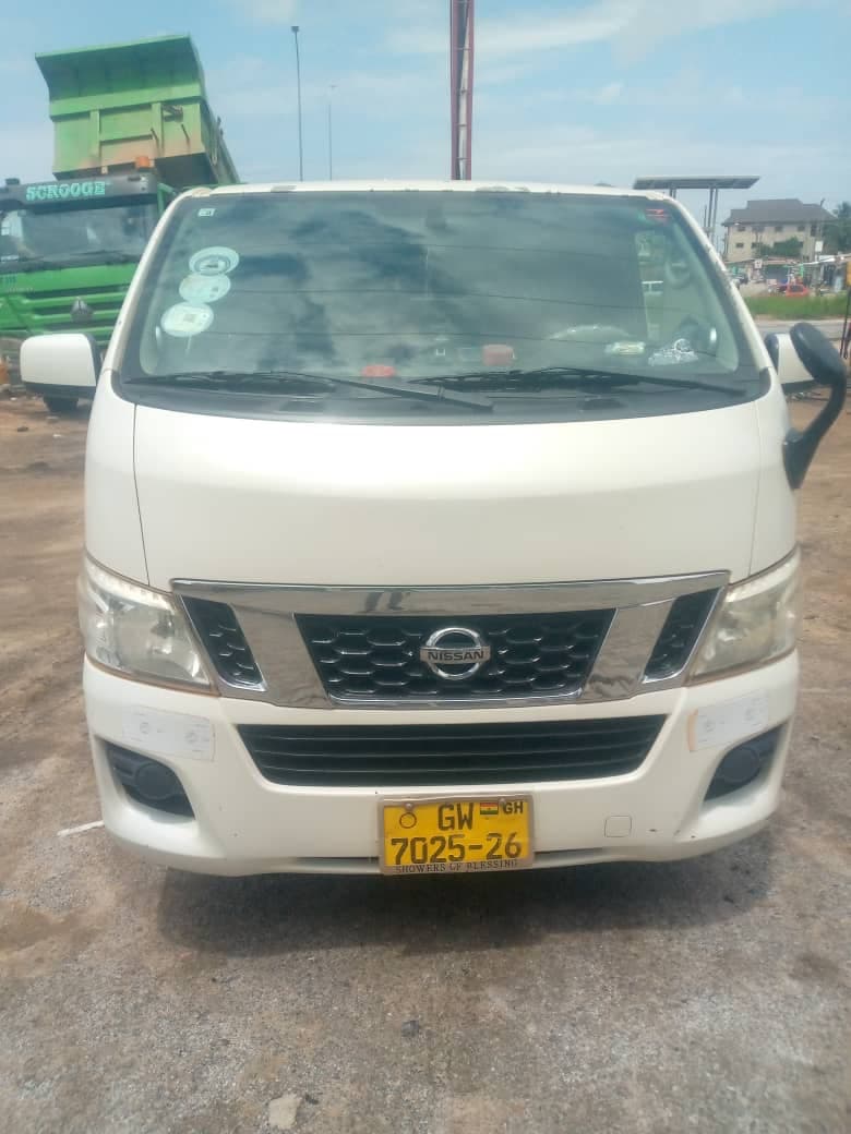 Nissan Caravan ā photo 1